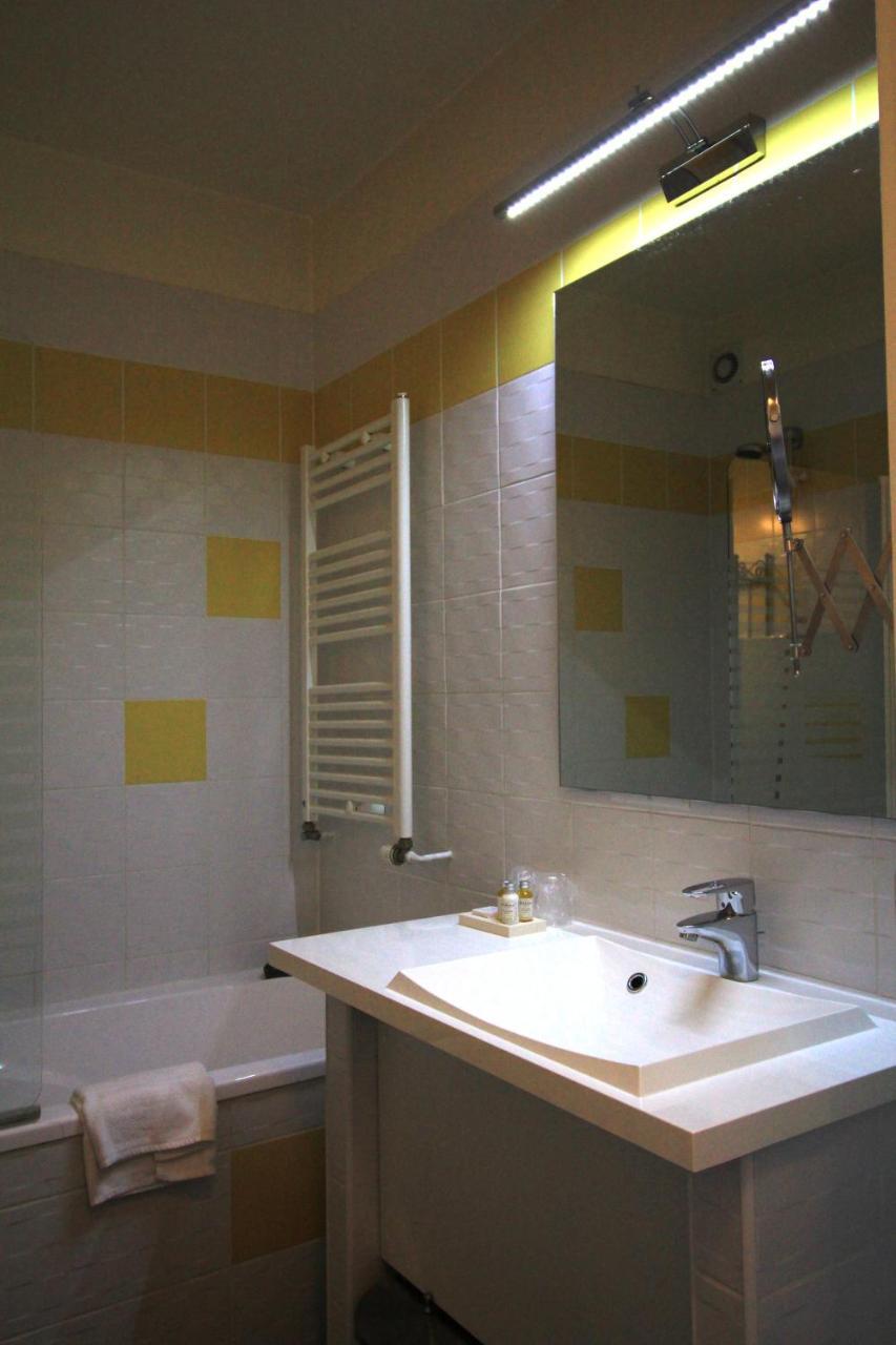 Western Blanche De Castille Hotel 3*